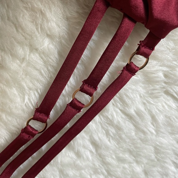 BEACH BUNNY BIKINI mark on scrunch butt - Picture 6 of 11